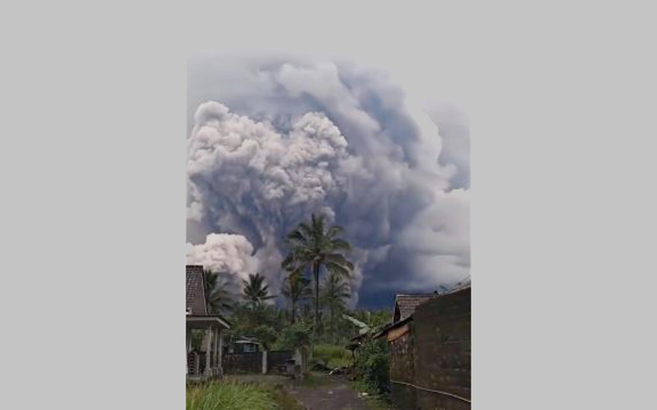 Awan panas guguran (APG). (Foto/Tangkapan Layar)