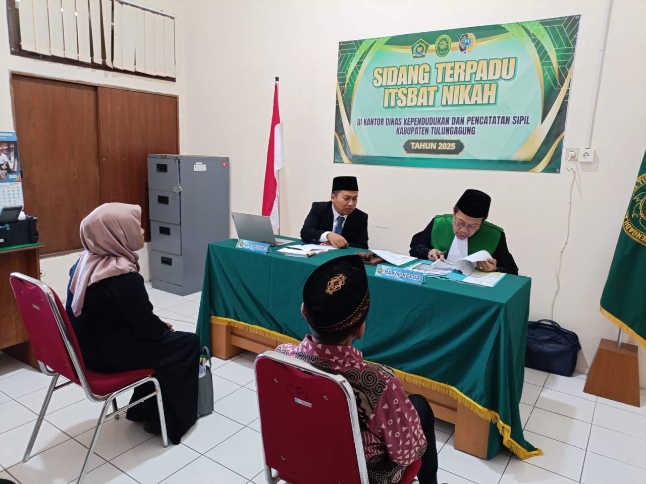 Sidang isbat terpadu di Tulungagung. (Foto: Bramanta Pamungkas/jatimnow.com)