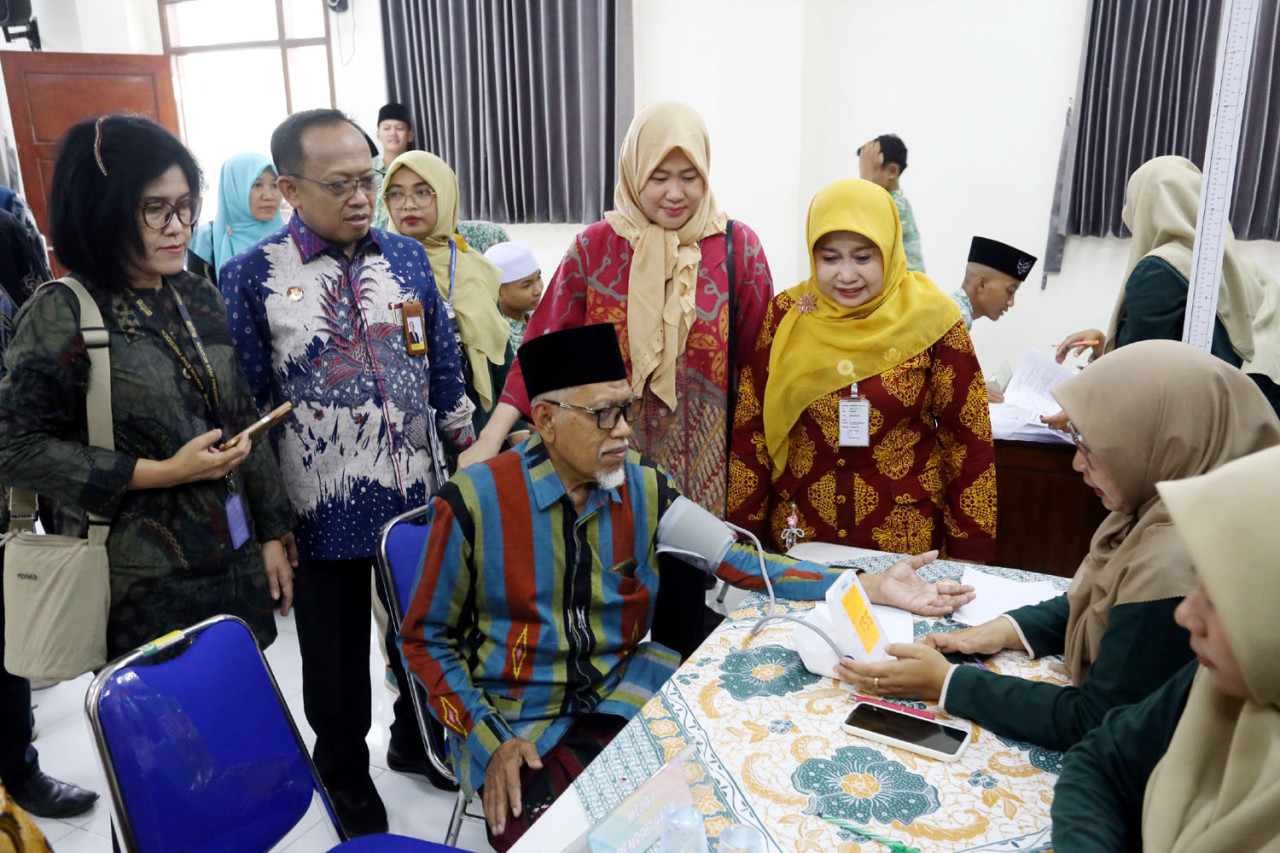 KSP Tinjau CKG di Ponpes Gresik, Skrining Kesehatan Santri Diperkuat