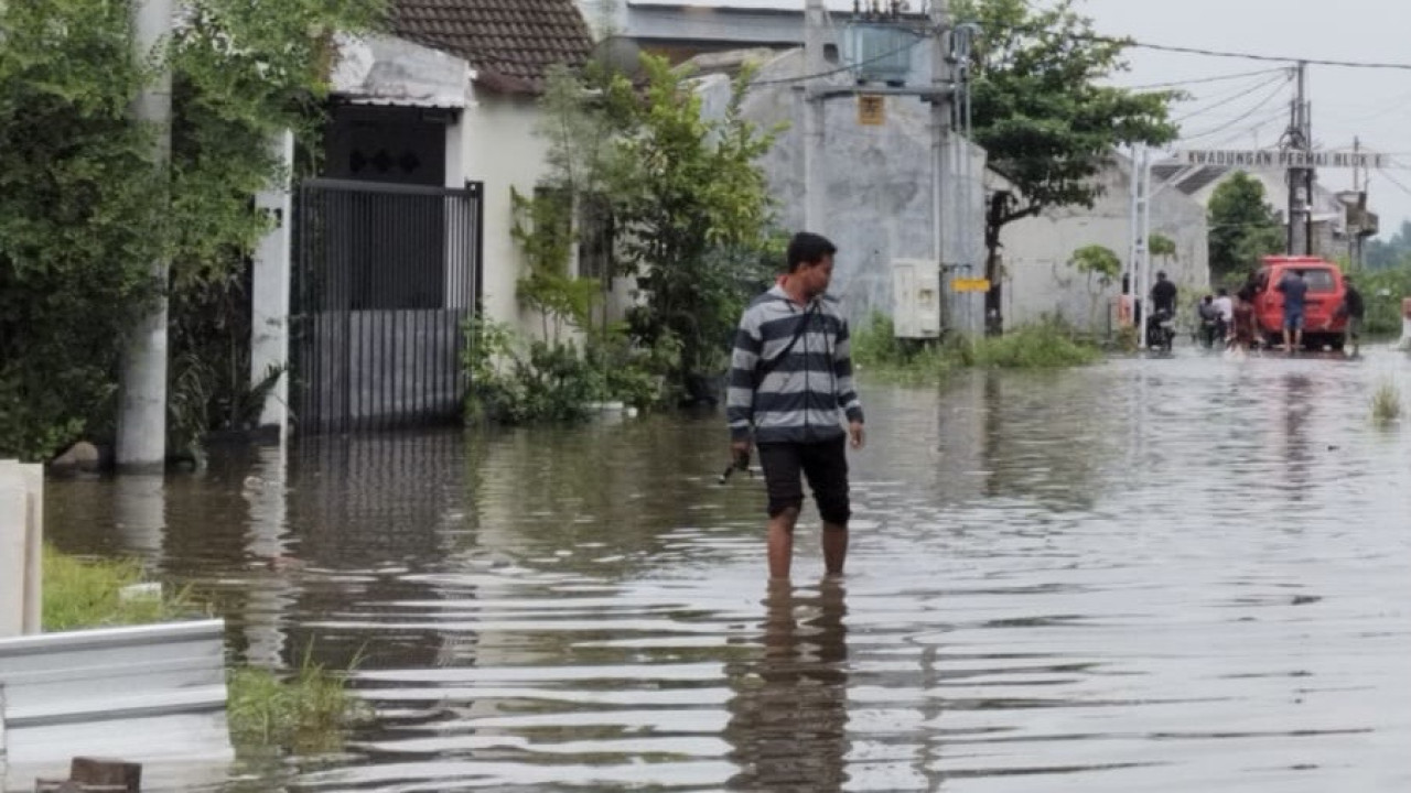 Kondisi banjir di Ngasem Kediri pada Jumat (19/12/2025). (Foto: BPBD Kabupaten Kediri/jatimnow.com)