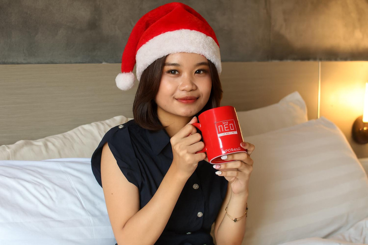 Selain hampers, Hotel Neo+ Waru Sidoarjo juga menawarkan Christmas Room Package bagi tamu yang ingin menikmati suasana Natal dengan lebih tenang. (Foto: Hotel Neo/jatimnow.com)