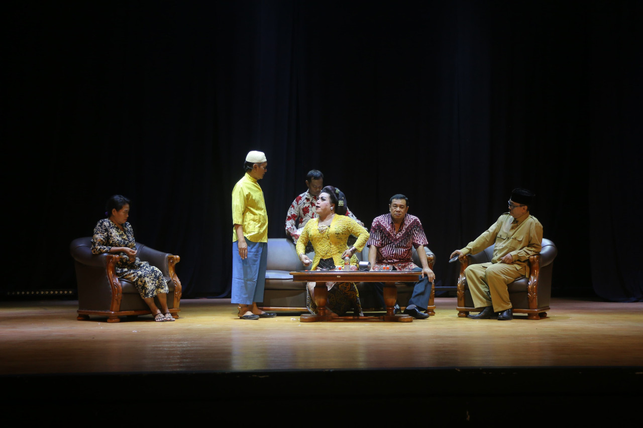 Pentas Srimulat Surabaya