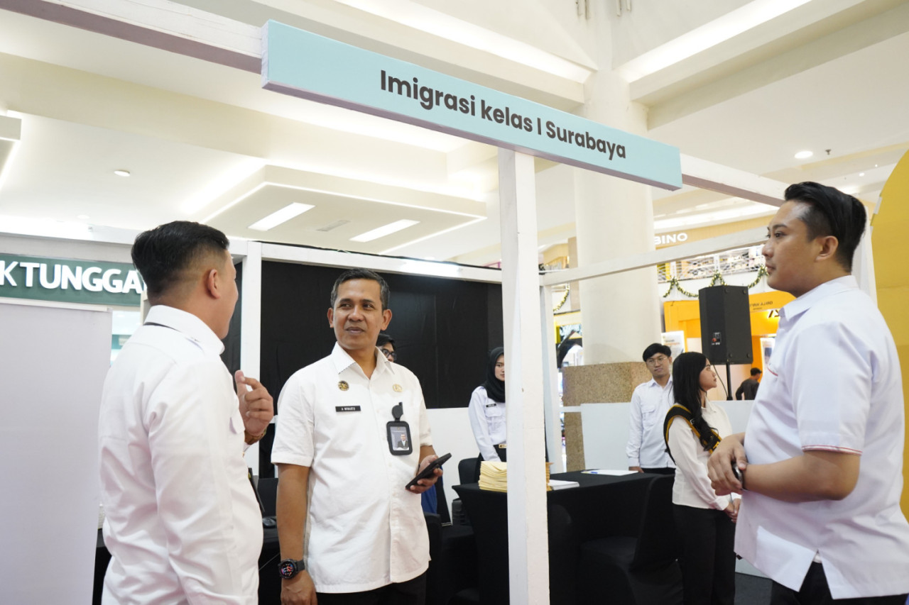 Imigrasi Surabaya Buka Layanan Paspor di Umrah Ramadan Expo