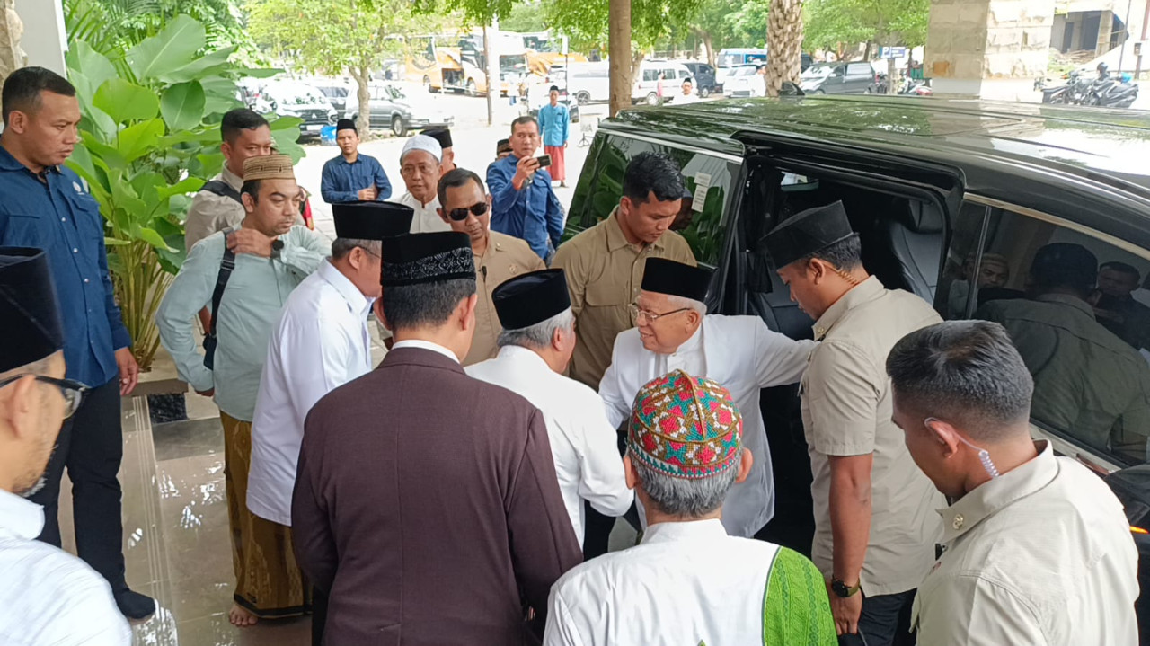 Foto: Mustasyar PBNU, KH Ma'ruf Amin saat hadir di Lirboyo. (Bramanta/jatimnow.com)