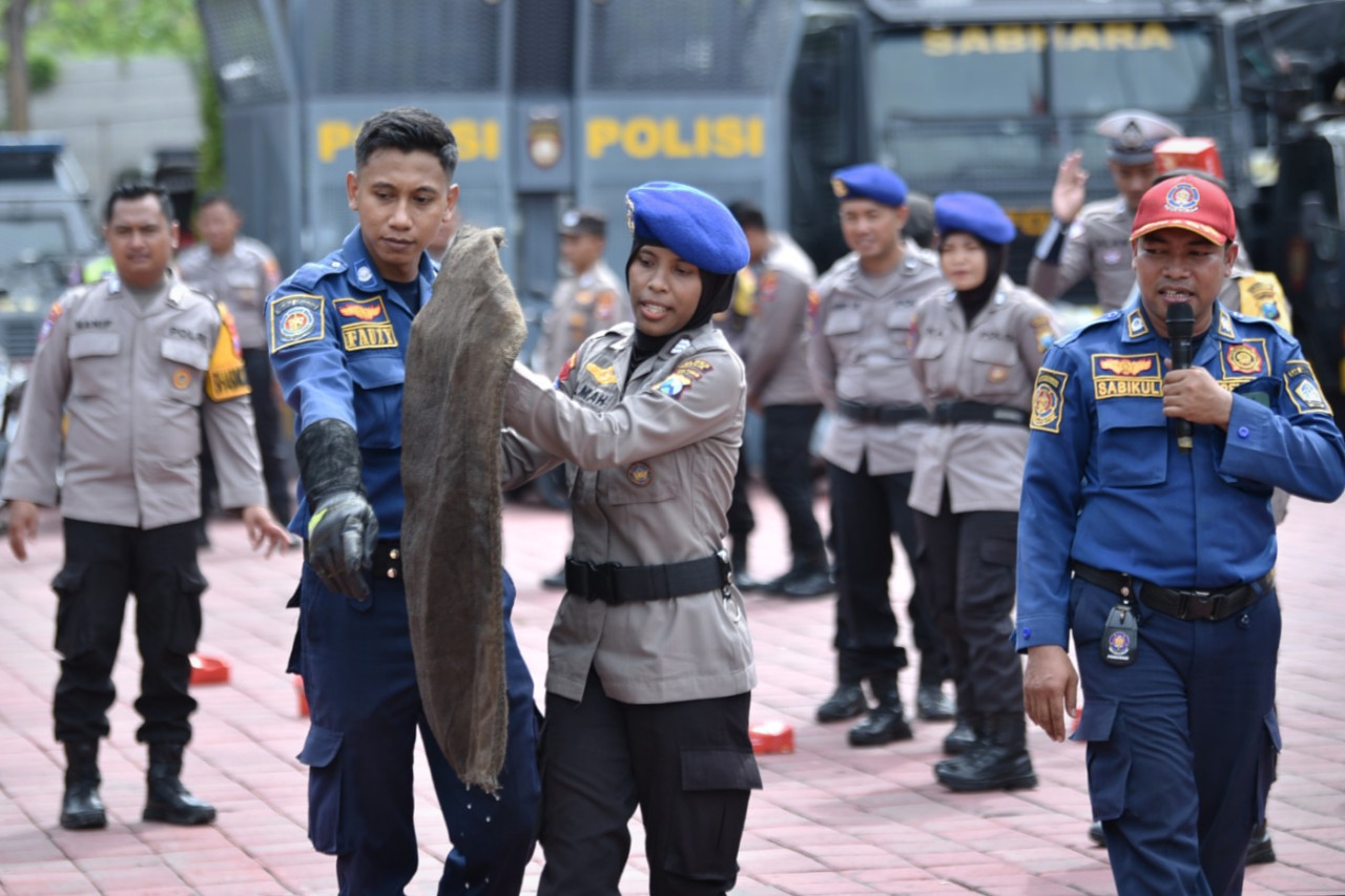 Pelatihan Polisi Penolong yang digelar Polres Gresik. (Foto: Humas Polres Gresik/jatimnow.com)