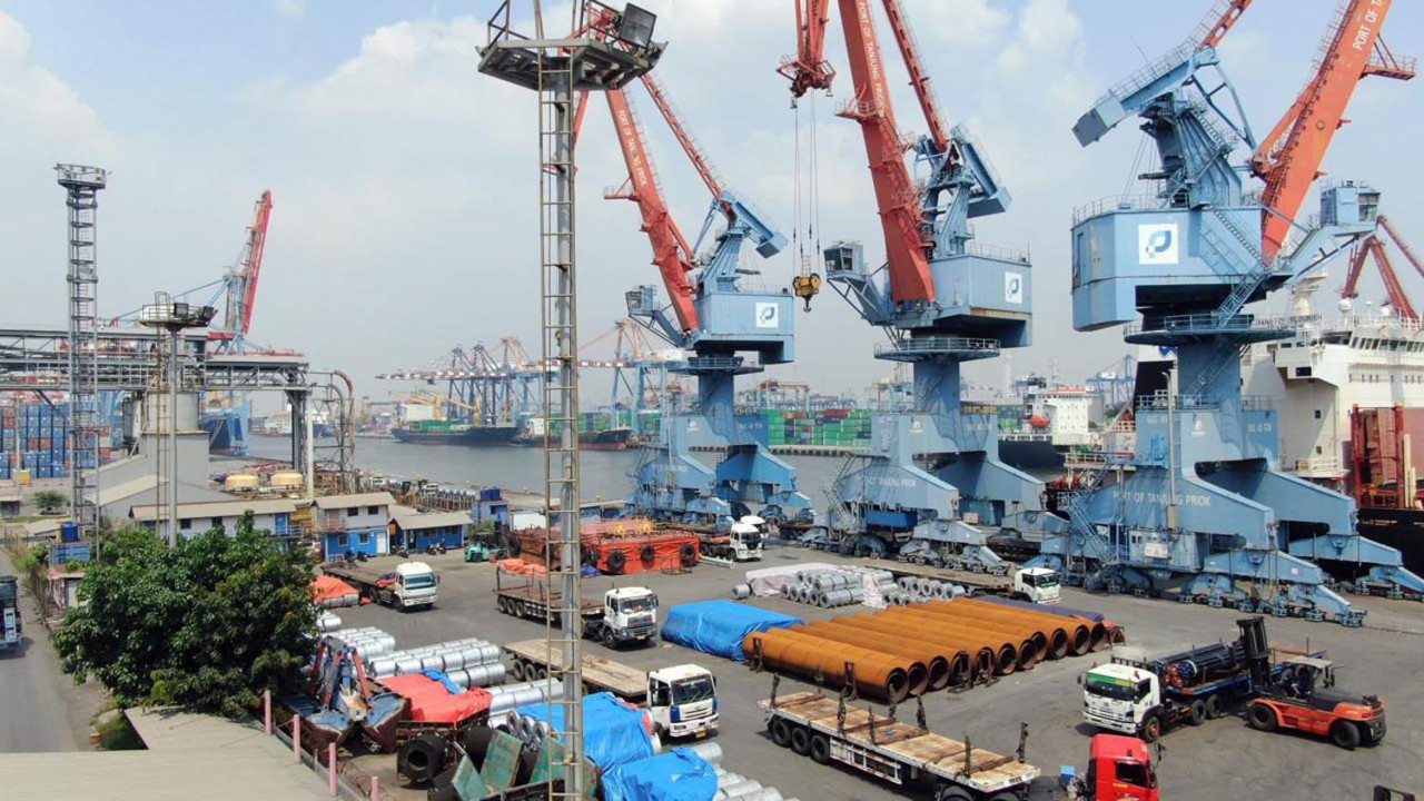 PTP Nonpetikemas akan terus memperkuat kapabilitas operasional dan inovasi layanan untuk memberikan nilai tambah bagi pelanggan dan pemangku kepentingan. (Foto: PTP Nonpetikemas/jatimnow.com)