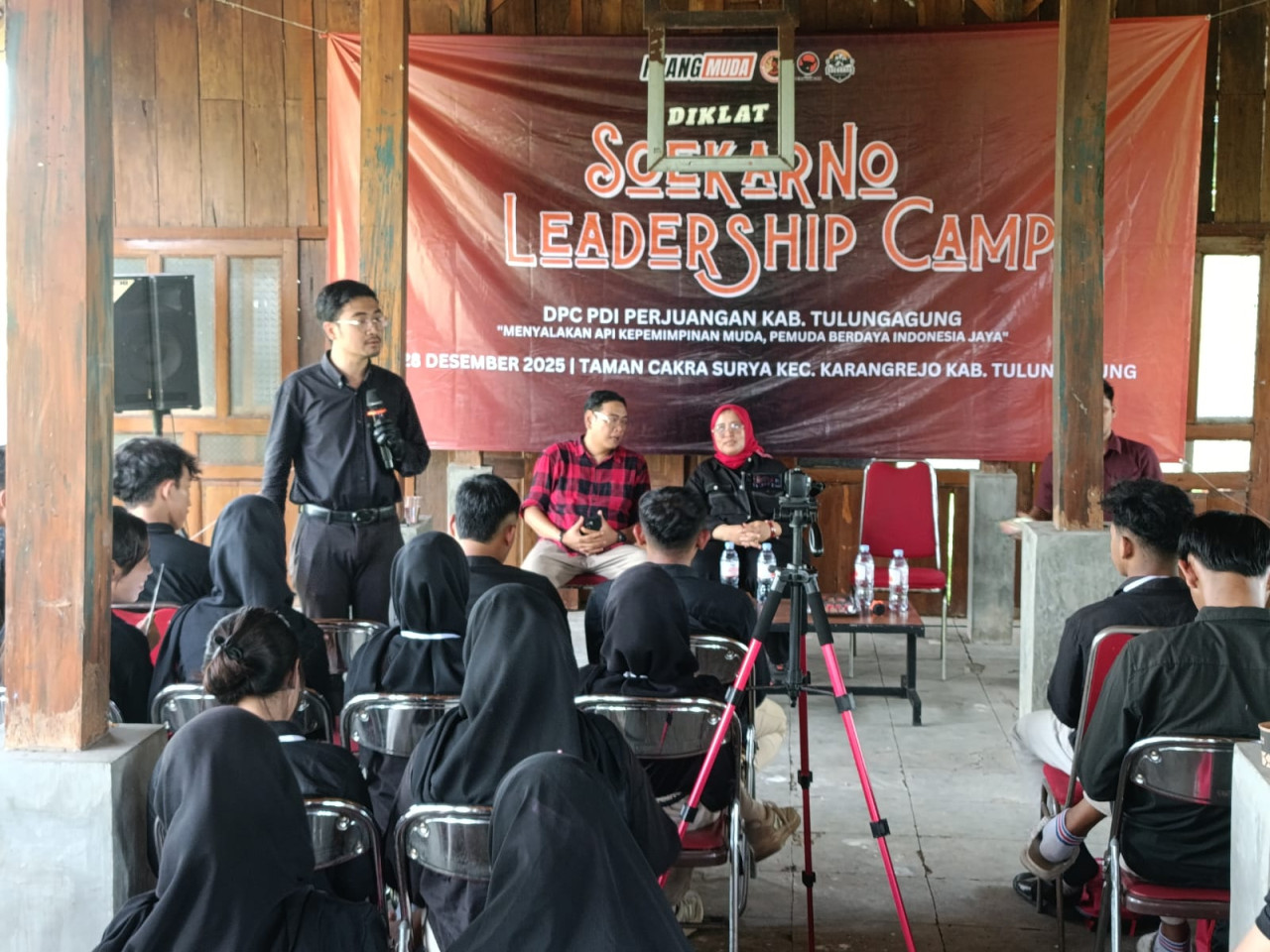 Puluhan Pemuda di Tulungagung Ikuti Soekarno Leadership Camp