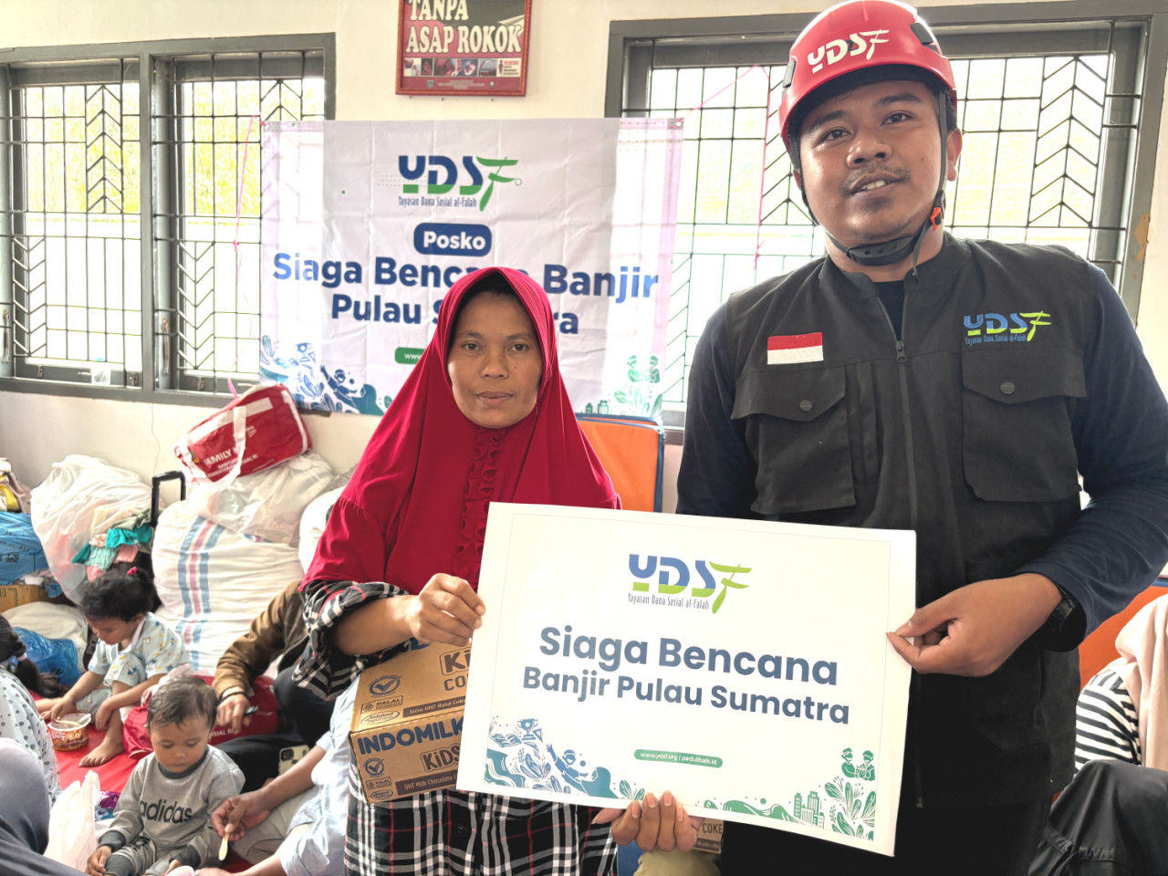 Bantuan disalurkan melalui tim Unit Aksi Cepat kemanusiaan yang telah diterjunkan ke lokasi bencana. (Foto: YDSF/jatimnow.com)