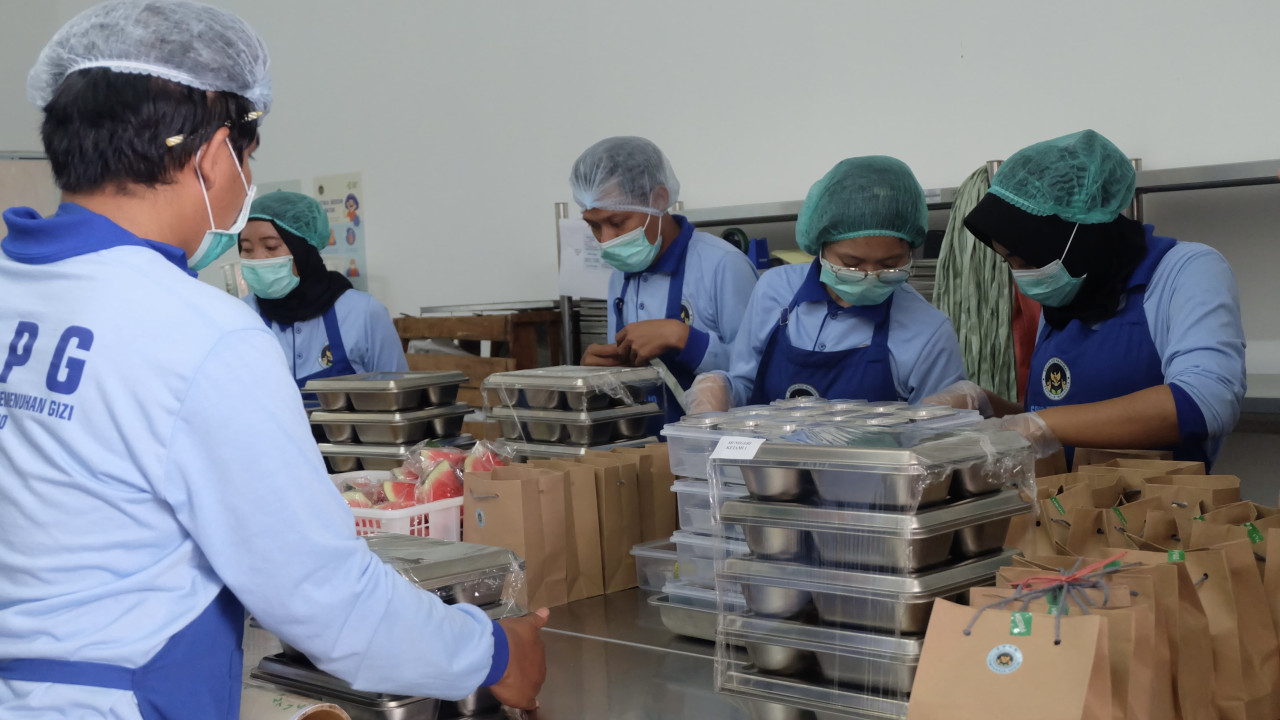 Aktivitas SPPG Tempurejo Kota Kediri. (Foto: Tania for jatimnow.com)