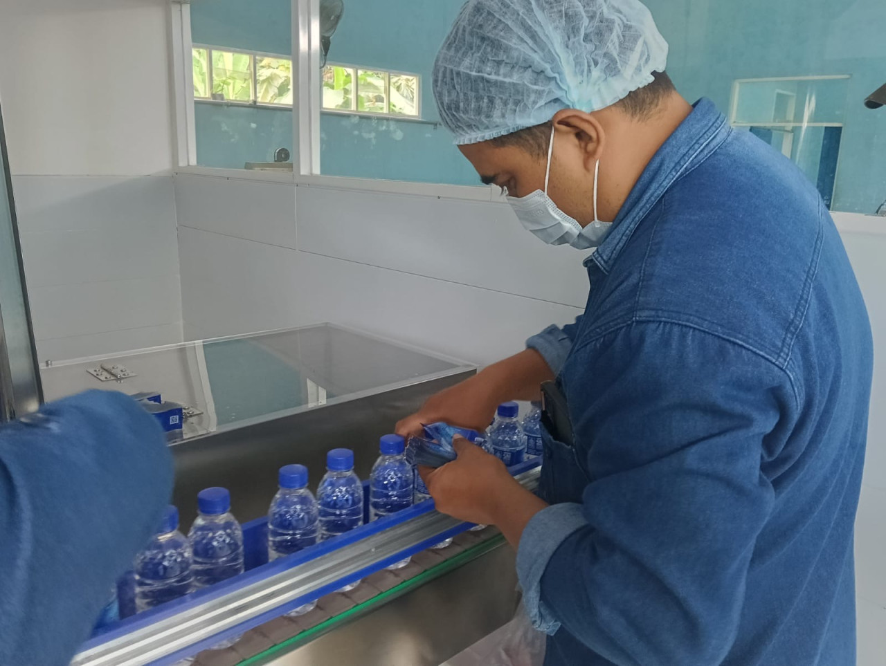 Produk Hazora milik BUMD Pemkab Jember. (Foto: Sugianto/jatimnow.com)