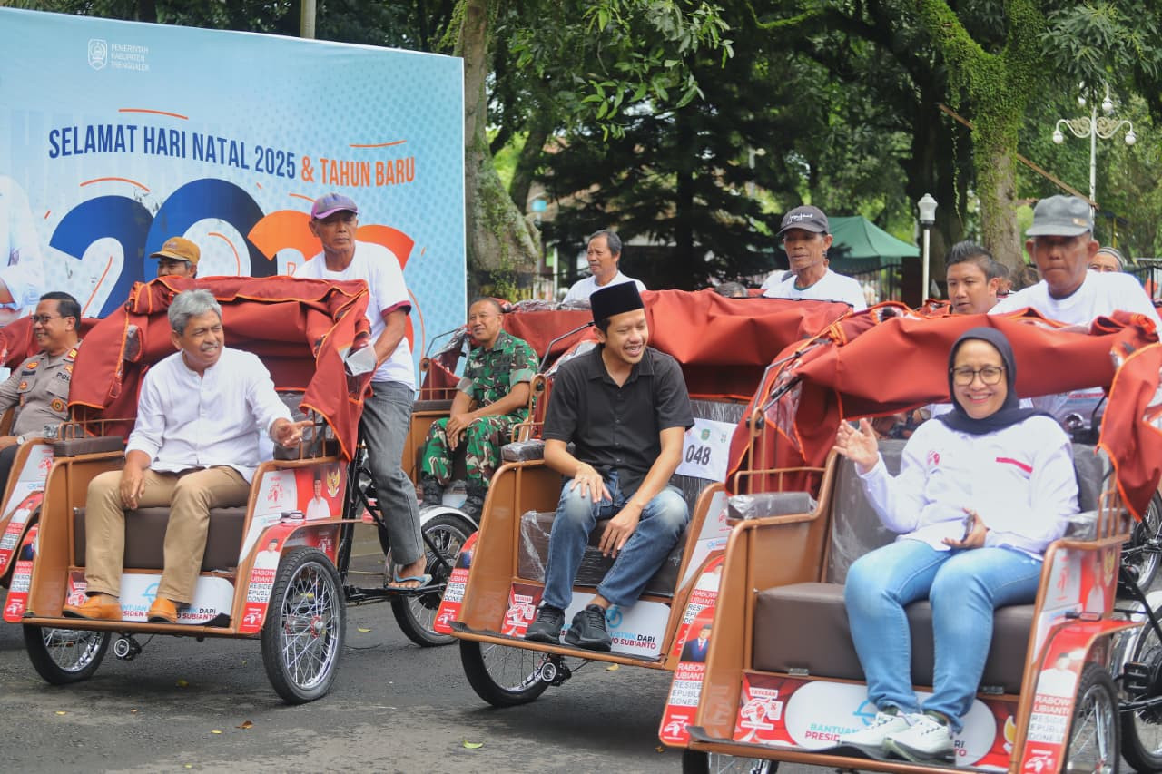 Foto: Becak listrik bantuan Presiden Prabowo Subianto. (Prokopim/jatimnow.com)