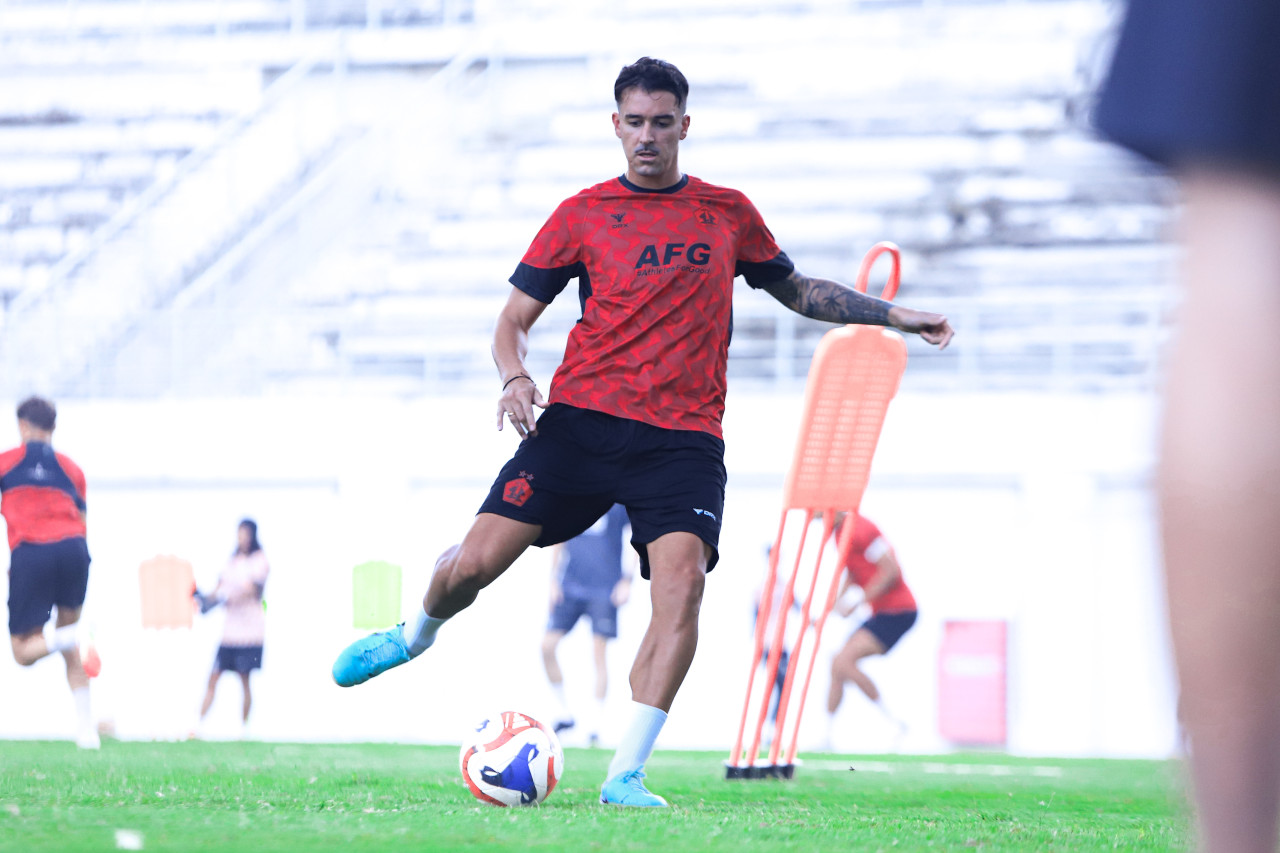 Chechu Meneses sudah mulai berlatih bersama Persik Kediri. (Foto: Persik Kediri/jatimnow.com)