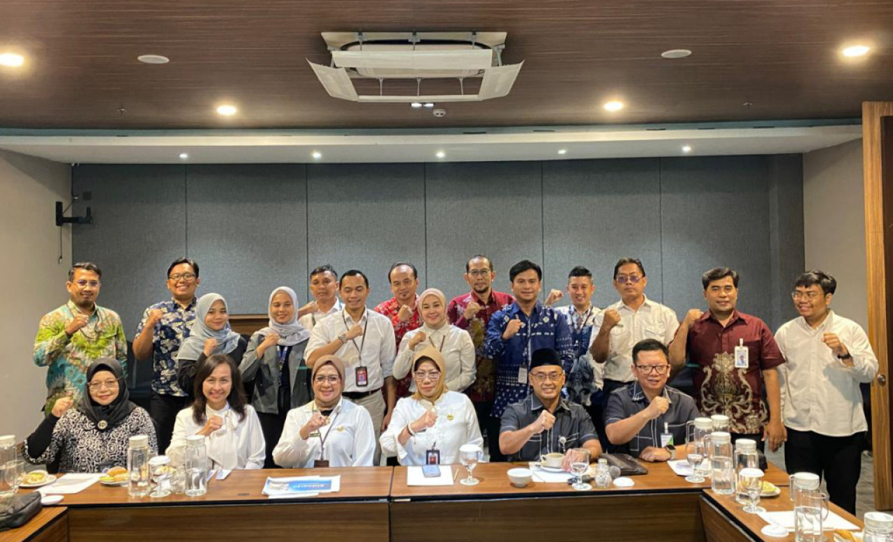 BPJS Ketenagakerjaan Sidoarjo bersama Pemkab dan bank penyalur KUR memperkuat perlindungan jaminan sosial bagi pekerja rentan dan debitur usaha mikro. (Foto: Ali Masduki/jatimnow.com)