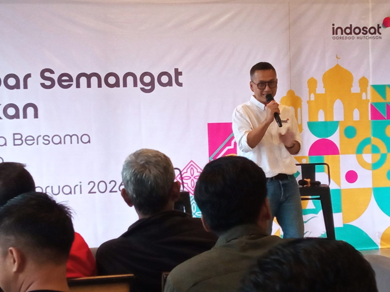 Foto: Head of Marketing Java Indosat, Adiyanto Adhi Kusumo saat memberikan pemaparan. (Sugianto/jatimnow.com))