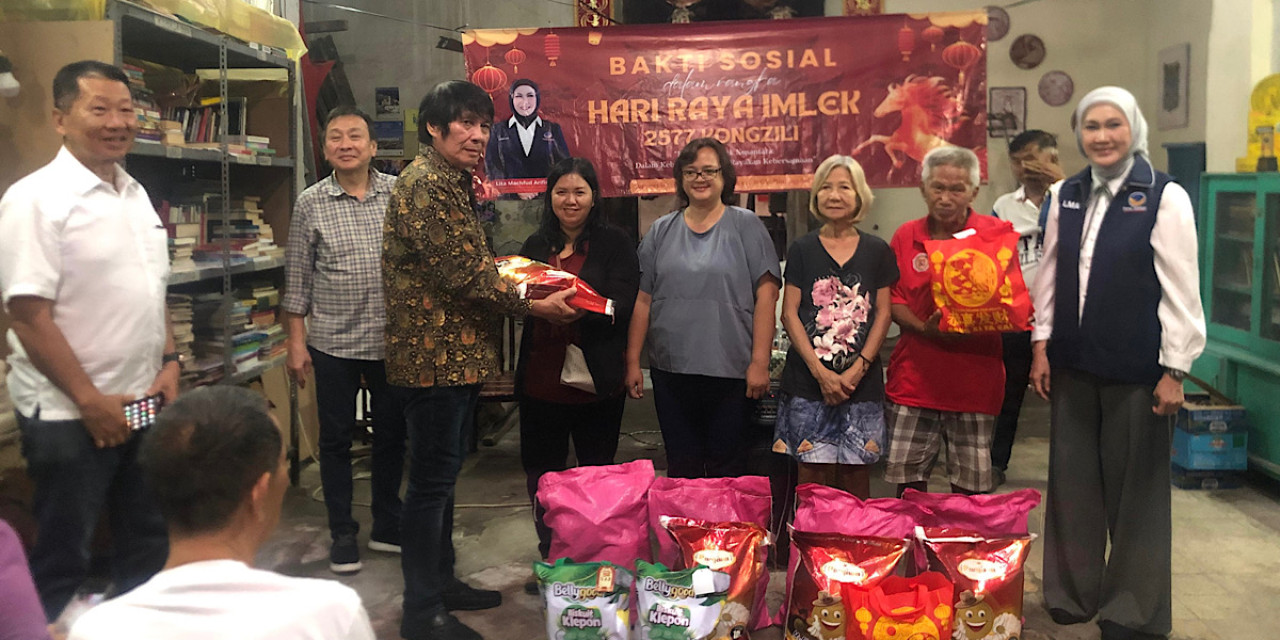 Kemeriahan Harmoni Imlek Nusantara: Dalam Keberagaman, Kita Rayakan Kebersamaan di Tambak Bayan dan Gedung Setan. (Foto: Fatkur Rizki/jatimnow.com)