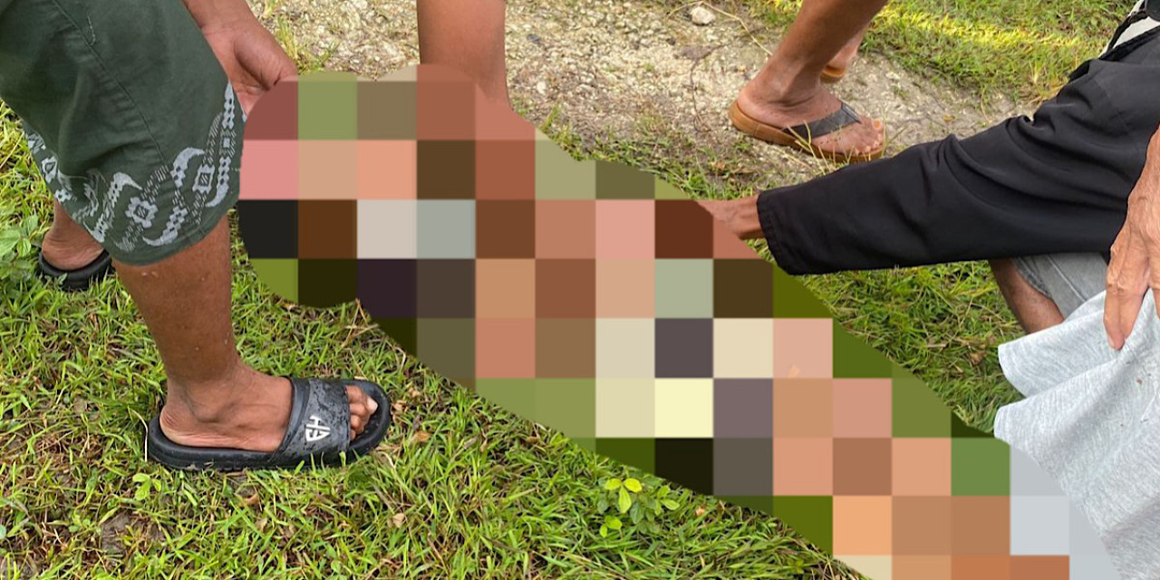 Evakuasi anak tenggelam di Waduk Menongo, Sukodadi, Lamongan. (Foto: Adyad Ammy Iffansah/jatimnow.com)