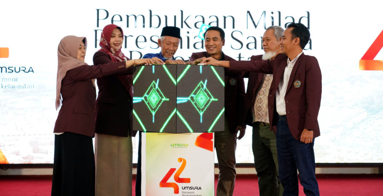 Pembukaan Milad 42 Universitas Muhammadiyah Surabaya, sekaligus soft launching sejumlah fasilitas publik berorientasi lingkungan sehat di kampus. (Foto: Humas UMSURA/jatimnow.com)