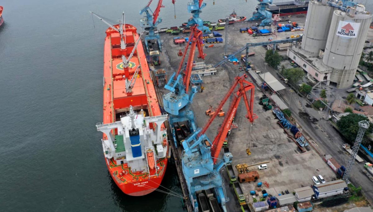 PT Pelabuhan Tanjung Priok Sabet Emas di LCAP Vision Awards