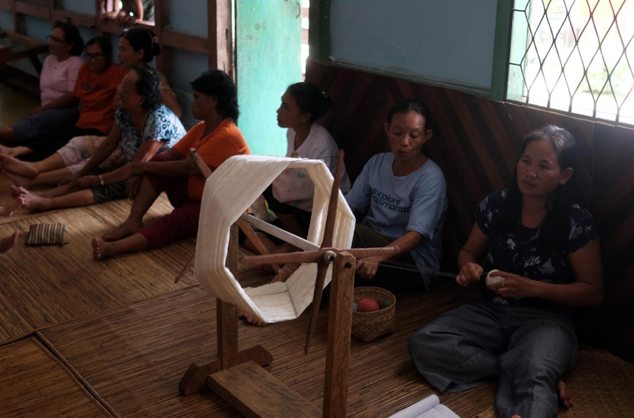 Hutan Hilang Tenun Pun Padam, Sinyal Darurat dari Rumah Panjang Sadap