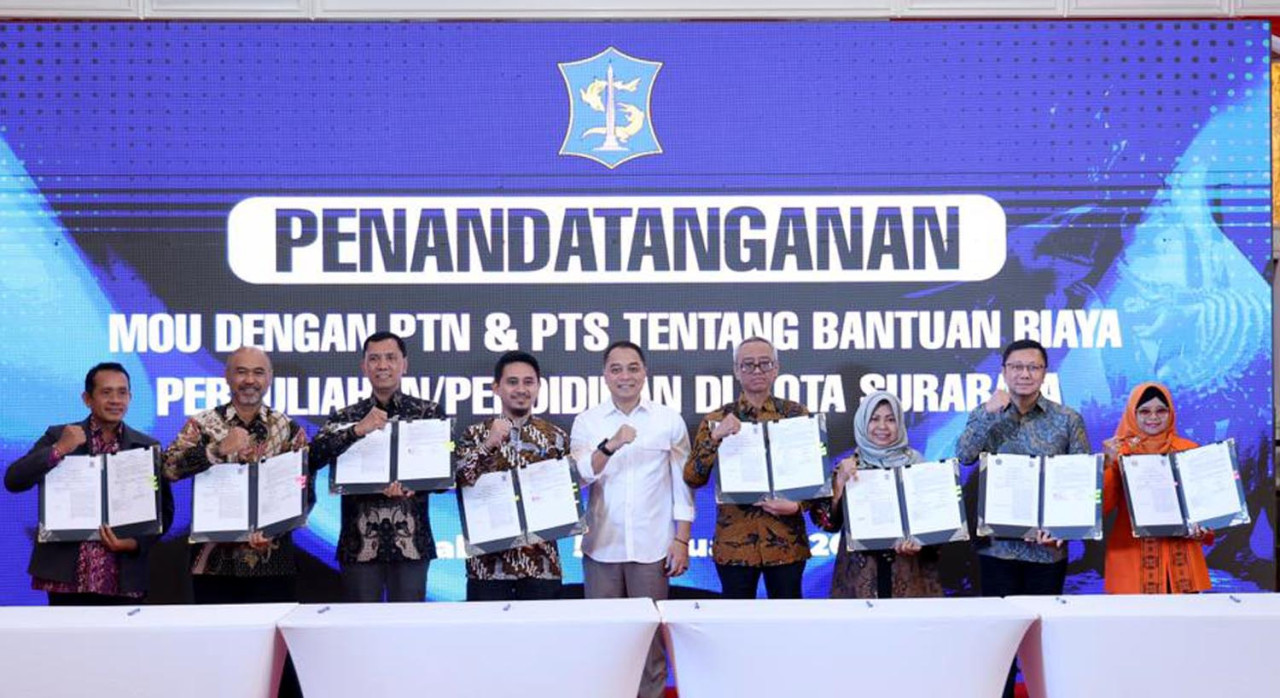 Penandatanganan nota kesepahaman (MoU) antara Pemkot Surabaya dengan Untag Surabaya, di Balai Kota Surabaya pada Kamis (05/2/2026). (Foto: Humas Untag Surabaya/jatimnow.com)