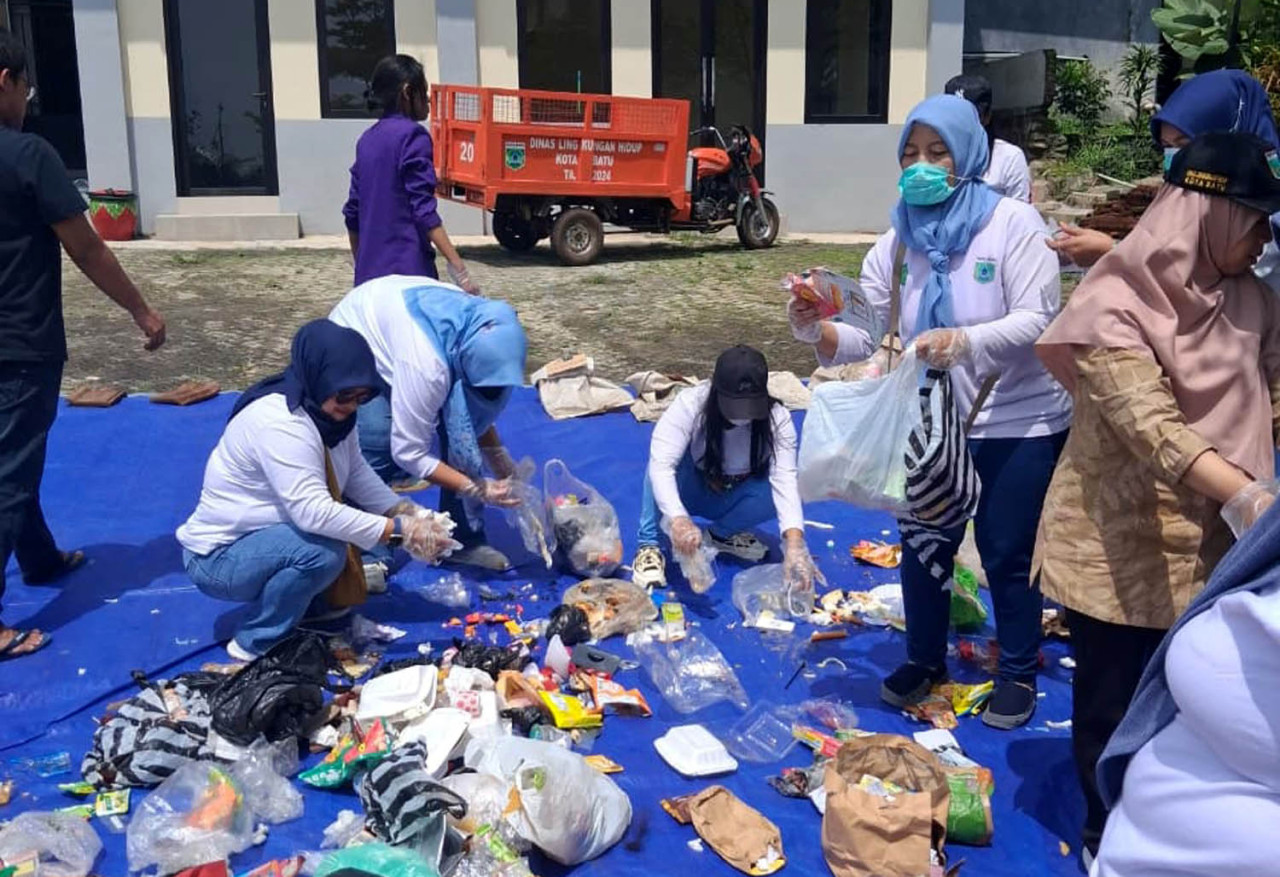 Atasi Sampah Kota Batu, Desa Oro-Oro Ombo Mulai Skema Pilah dari Sumber