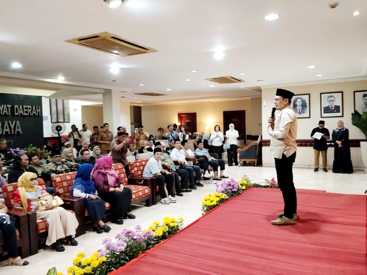 Wakil Ketua DPRD Surabaya Arif Fathoni dalam sambutannya (foto: Fatkhur Rizky/jatimnow.com)