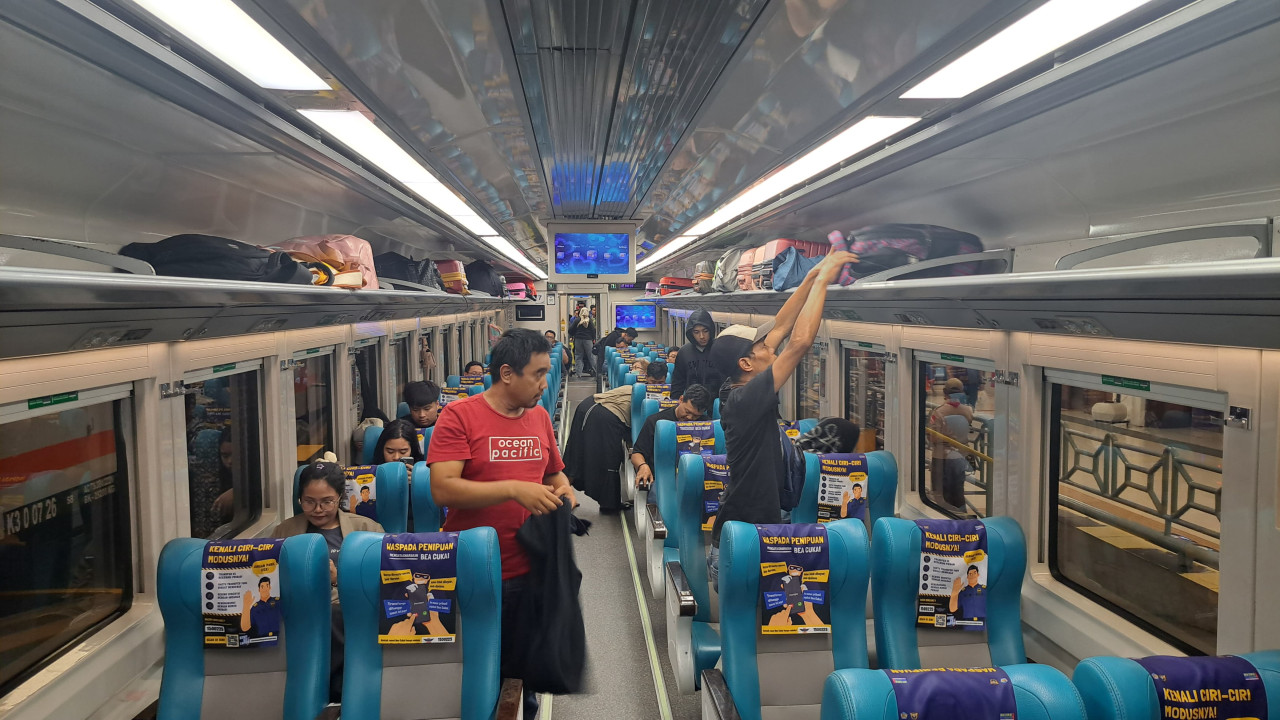 Penumpang kereta api. (Foto: Humas Daop 8 Surabaya for jatimnow.com)