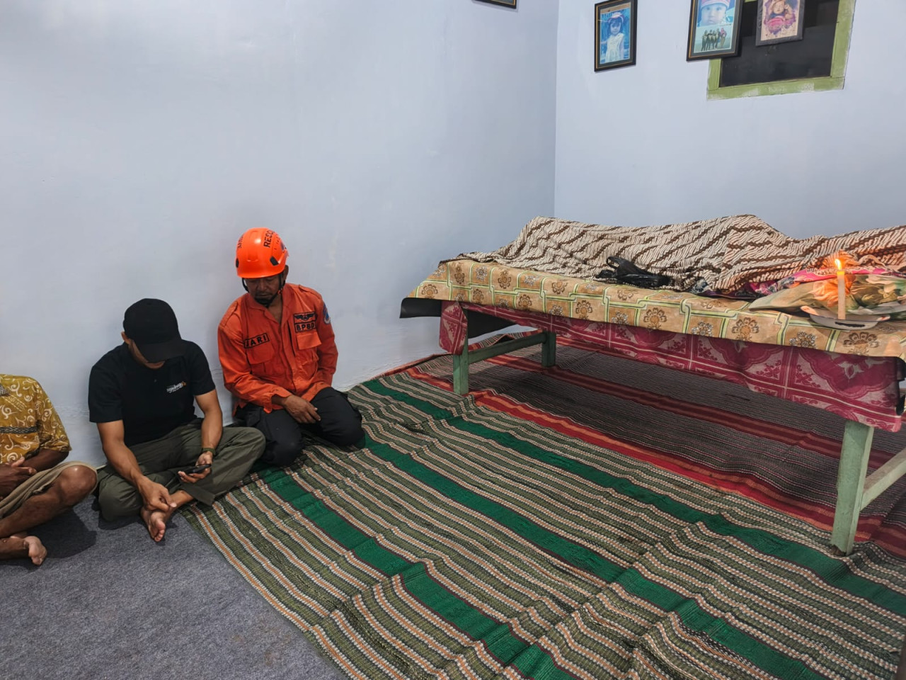 Jenazah korban longsor di Blitar. (BPBD Blitar for jatimnow.com)