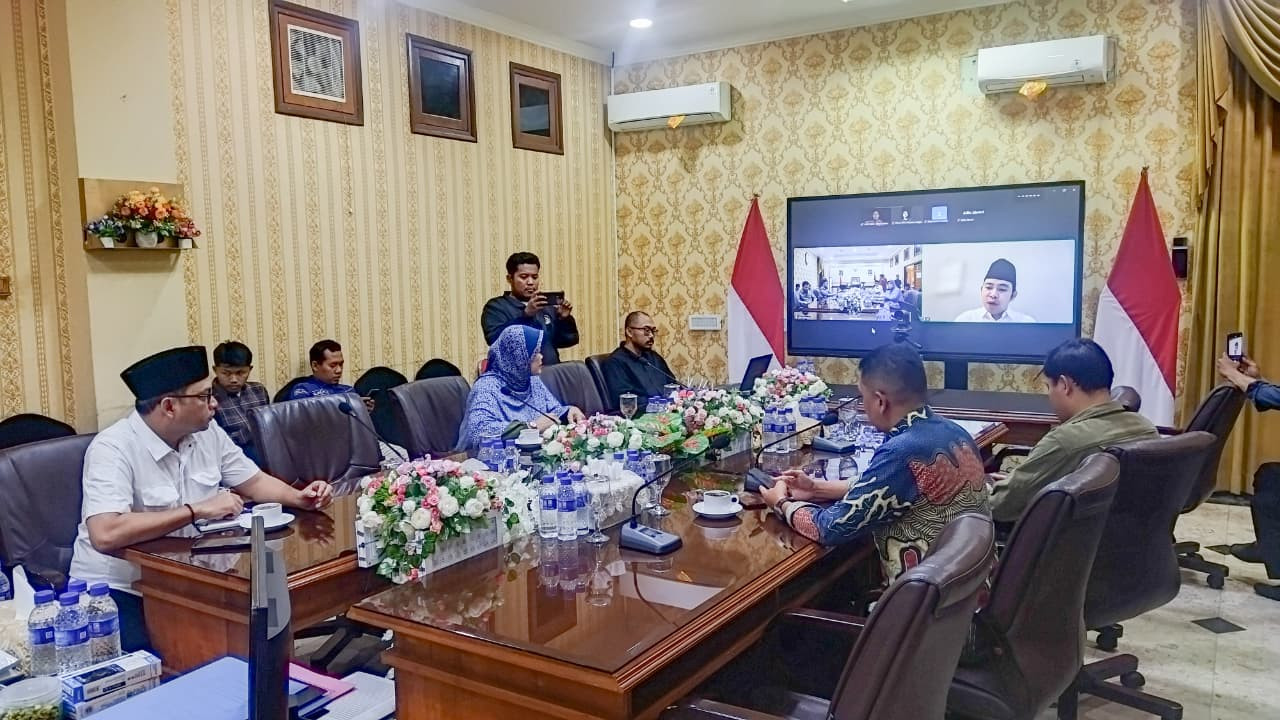 Foto: Bupati Jember, Muhammad Fawait gelar rakor bersama pihak terkait. (Sugianto/jatimnow.com)