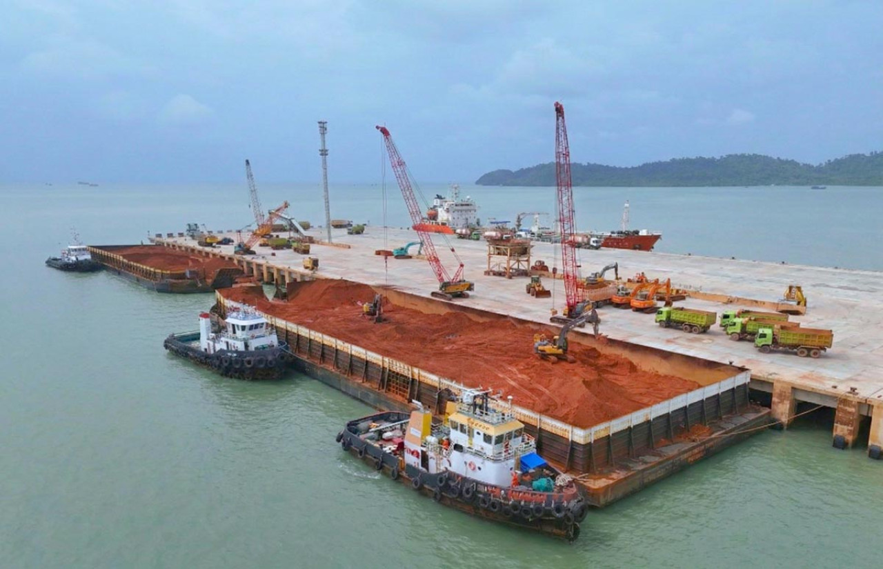 Terminal Kijing siap jadi pusat logistik internasional. PTP Nonpetikemas optimalkan layanan bongkar muat untuk pangkas biaya logistik. (Foto: PTP Nonpetikemas/jatimnow.com)