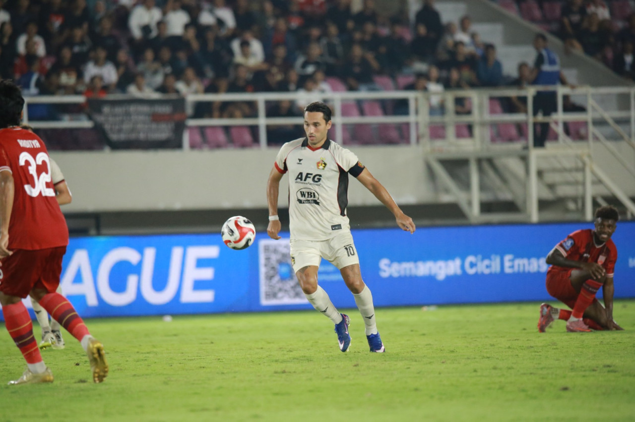 Foto: Pemain Persik Kediri saat melawan Persis Solo. (Persik Kediri/jatimnow.com)