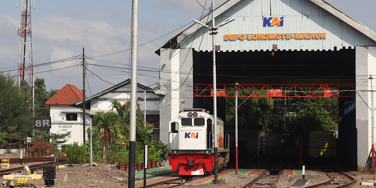 Jadi Solusi Transportasi Rendah Emisi, Daop 7 Madiun Ajak Warga Beralih Naik Kereta Api