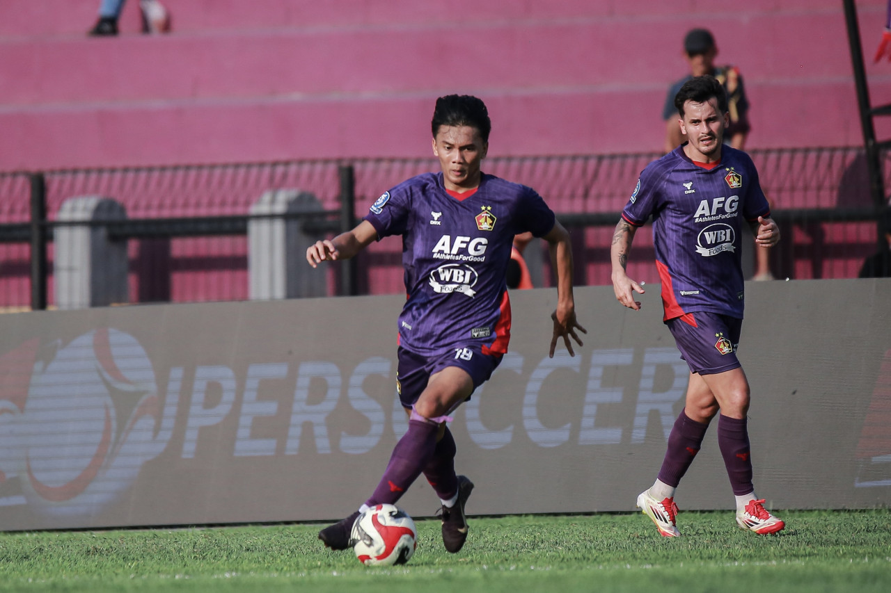 Bermain Cukup Impresif, Pemain Muda Persik Kediri Rendy Sanjaya Raih POTM