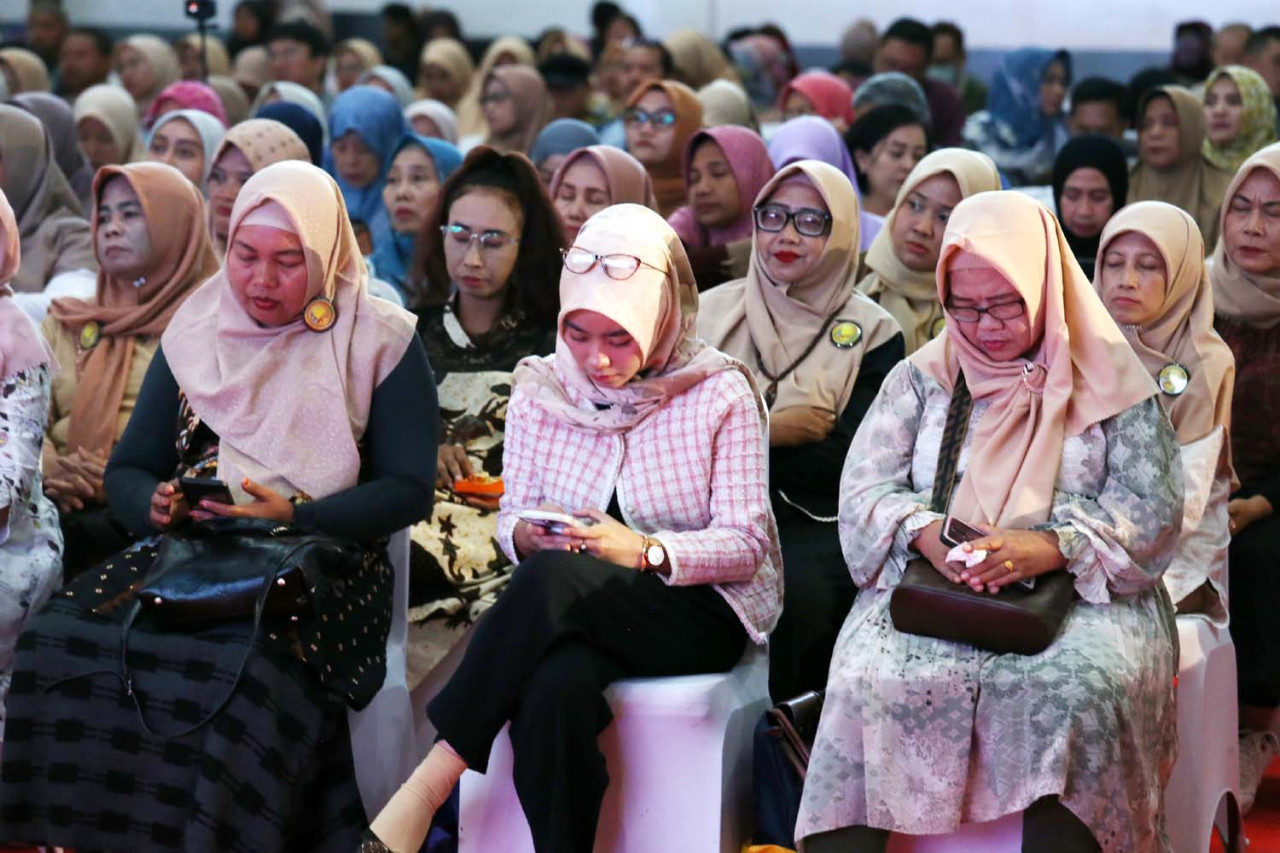 Pelaku UMKM antusias mengikuti kegiatan Roadshow AIM ASEAN di Surabaya, Kamis (16/4). (Foto: Ali Masduki/jatimnow.com) 