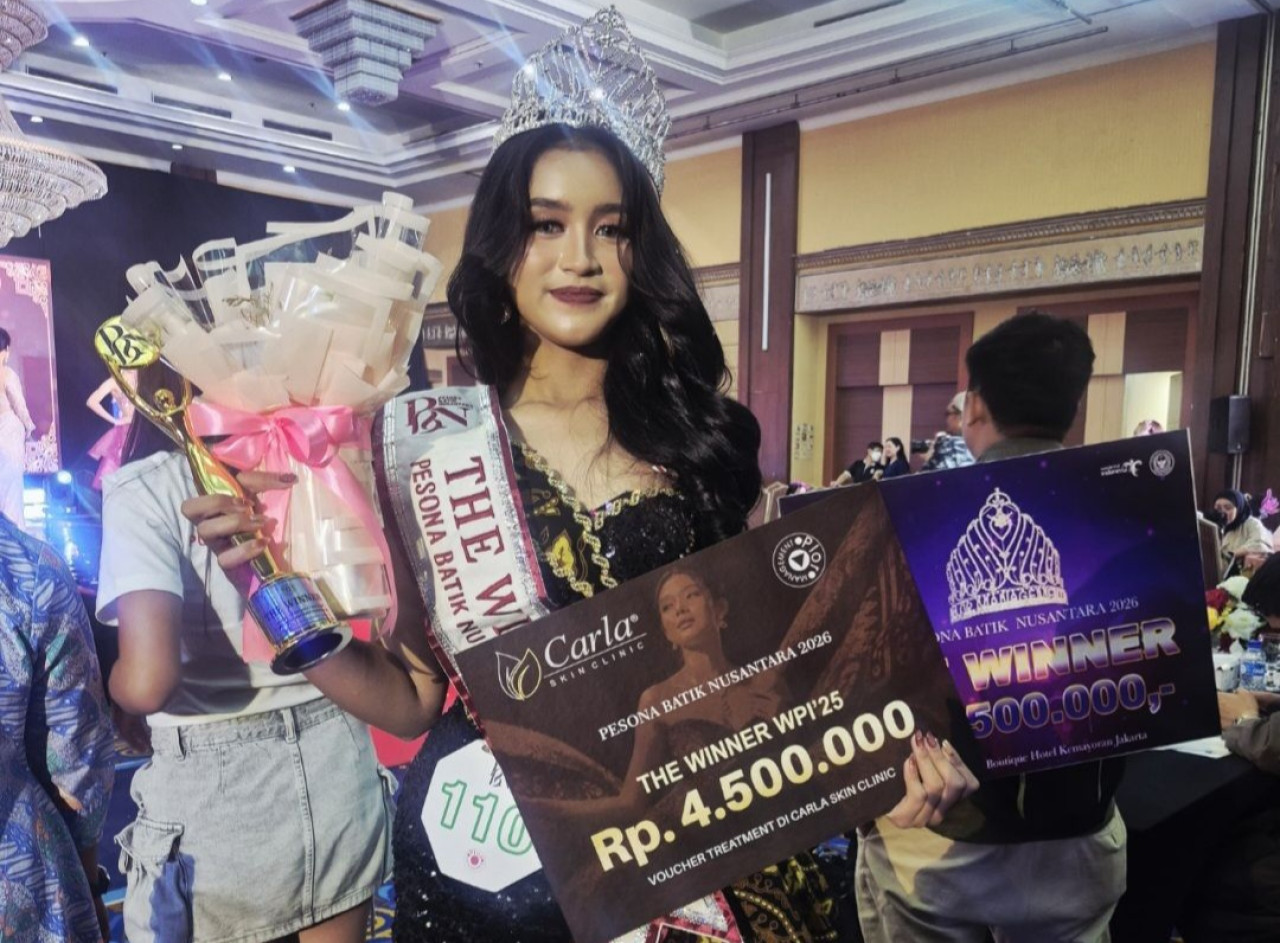 Siswi SMP Asal Jember Bersinar di Ajang Pesona Batik Nusantara