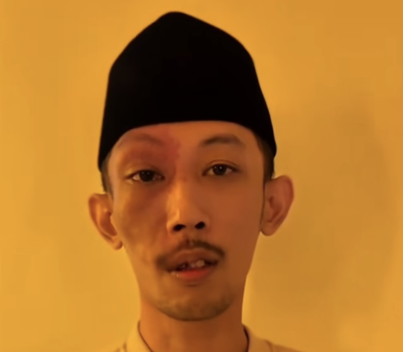 Anggota DPRD Jember yang Main Game dan Merokok saat Rapat Minta Maaf: Saya Khilaf