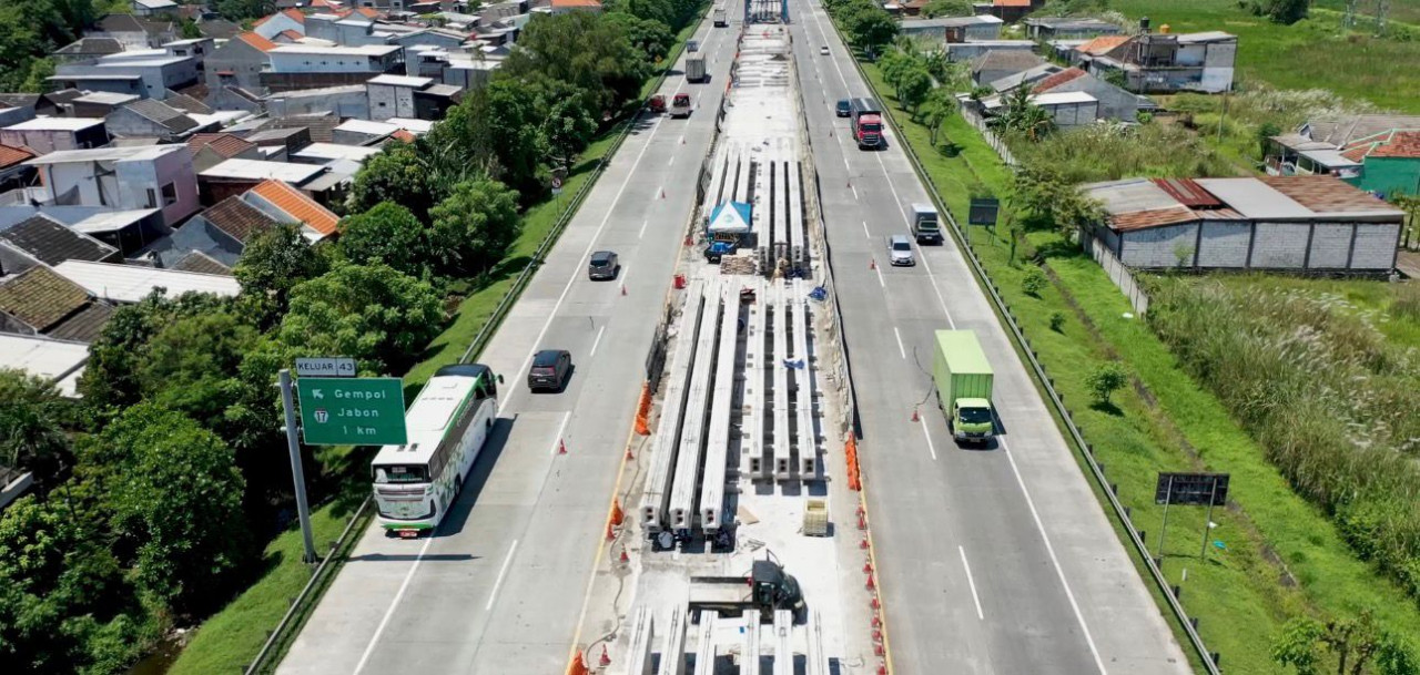 Progres Pelebaran Tol Surabaya-Gempol Segmen Kejapanan Tembus 81 Persen