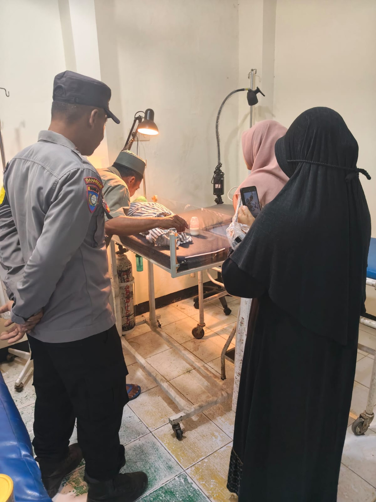 Bayi yang ditemukan warga di Tulungagung.(Foto:Polsek Pucanglaban fot jatimnow.com)