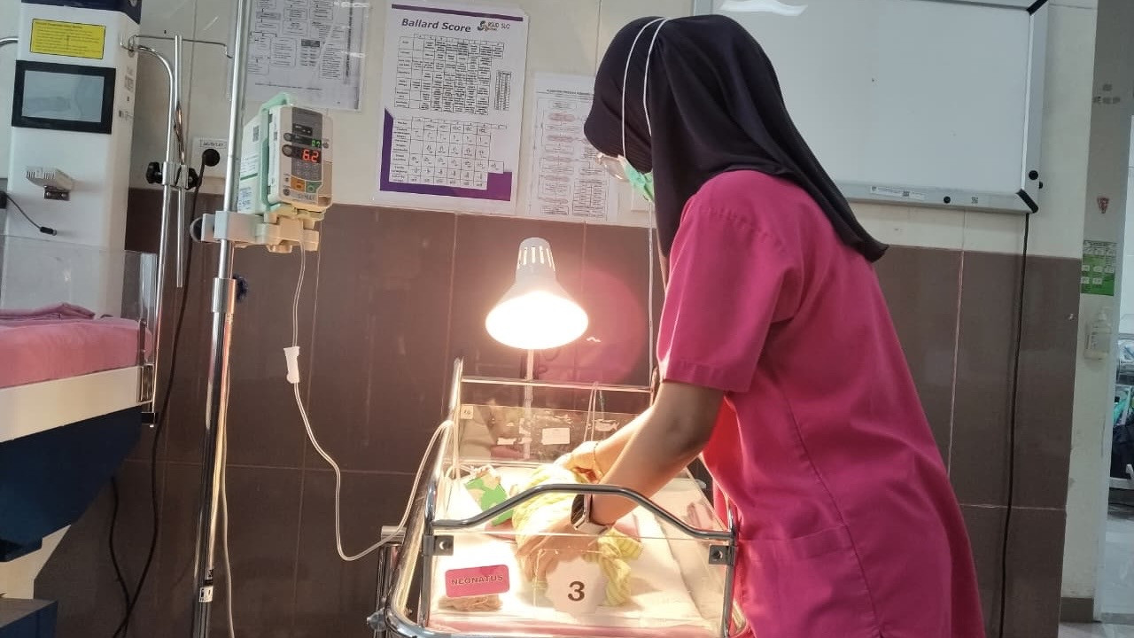 Penemuan Bayi di Pinggir Sawah Gegerkan Warga Ngasem Kediri, Begini Kondisinya