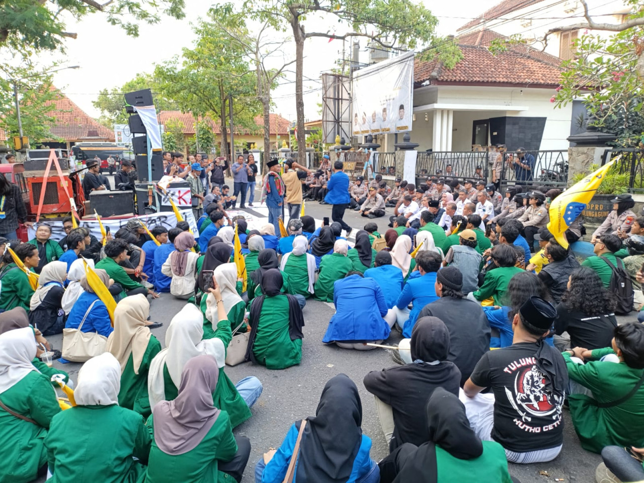 Mahasiswa Tulungagung Gelar Aksi, Soroti Pemadaman Bergilir yang Dilakukan PLN