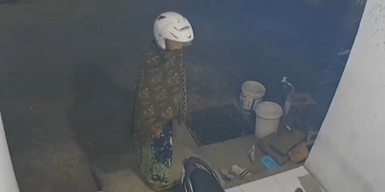 Pencurian Motor Milik Juragan Kambing di Probolinggo Terekam CCTV