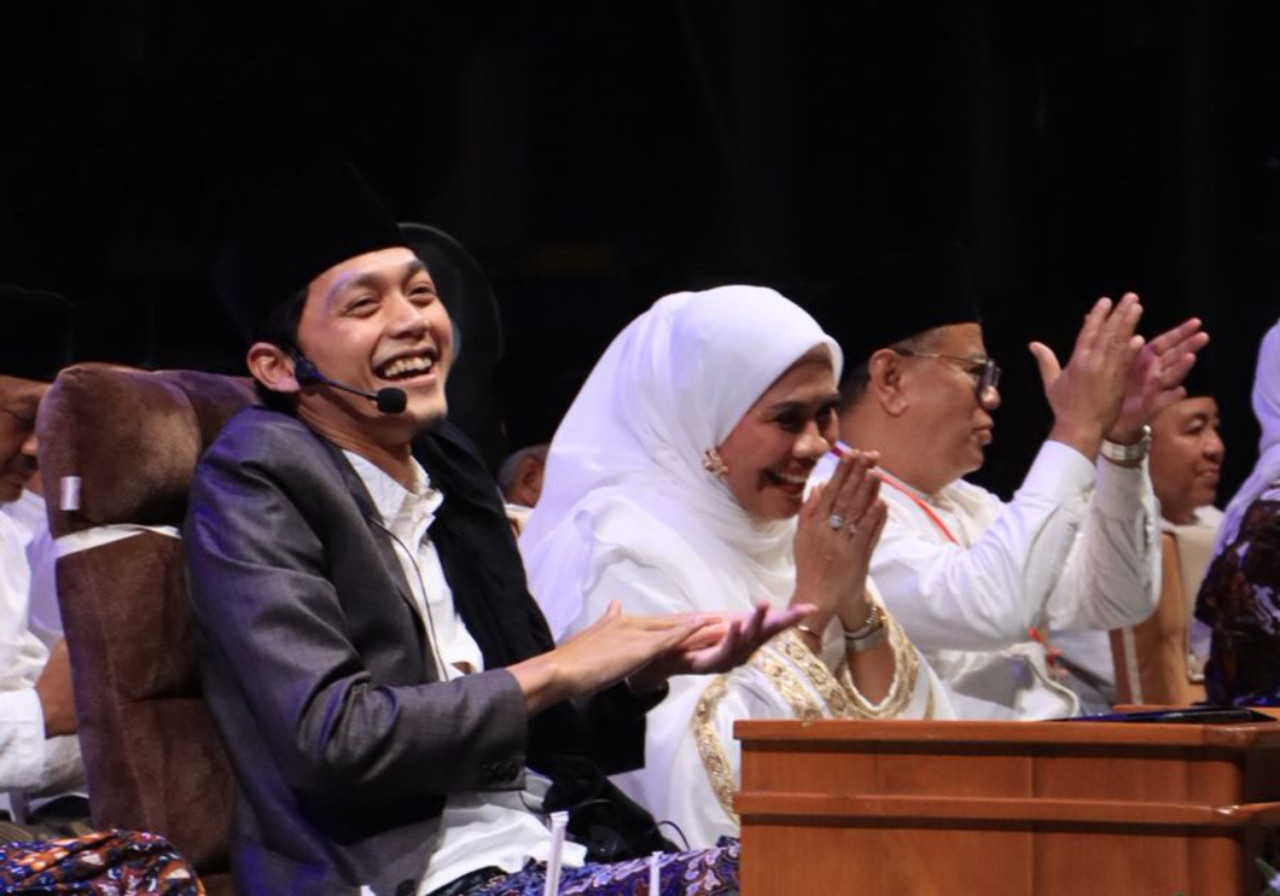 Gus Iqdam Sebut Mahasiswa Tak Cukup Hanya Pintar, Harus Dekengan Pusat