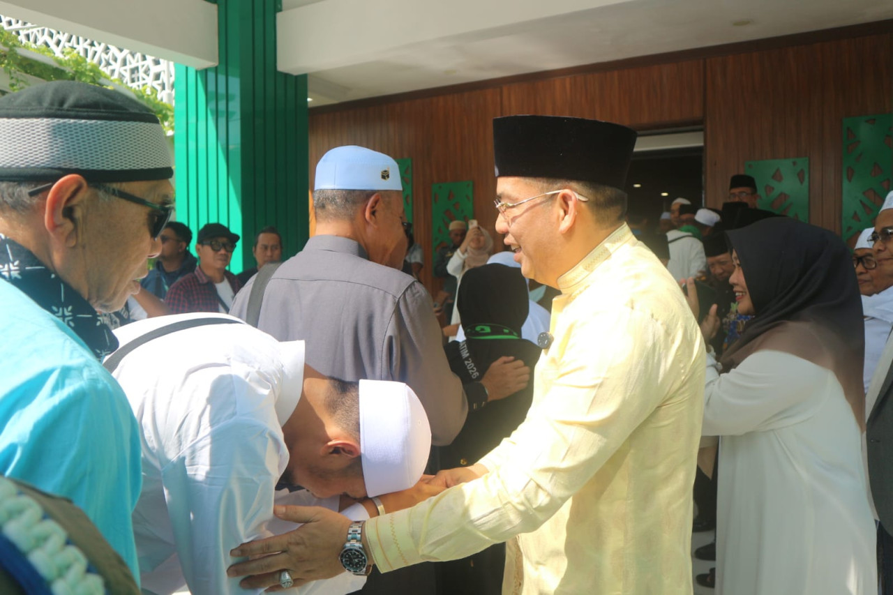 Suasana Haru Sambut 312 Jemaah Haji Probolinggo di Kantor Wali Kota