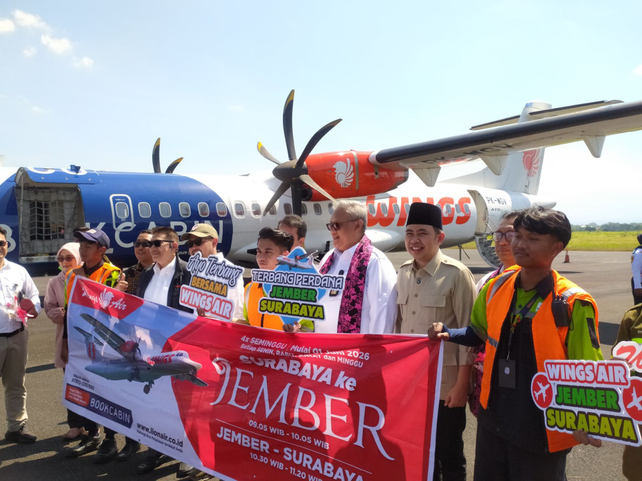 Penerbangan Jember-Surabaya Resmi Dibuka, Gus Fawait Optimistis Ekonomi Meroket