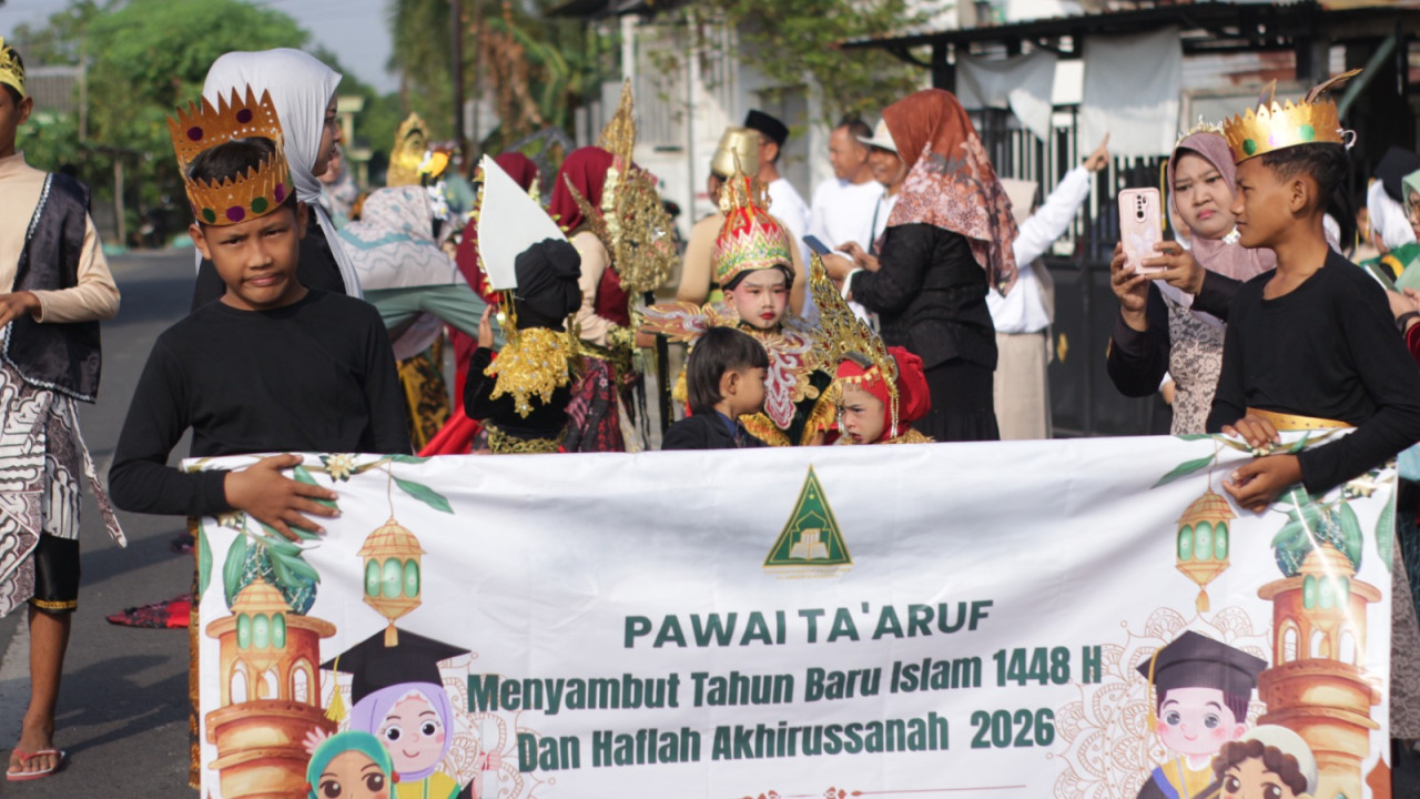 Siswa-siswi Yayasan Al-Abror antusias napak tilas perjalanan nabi