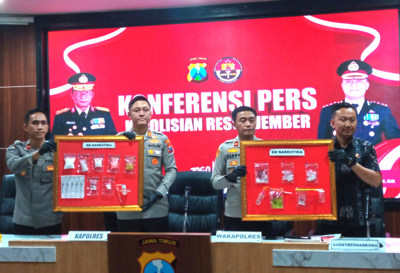 Polres Jember Ringkus 31 Pengedar dan Sita Ratusan Gram Sabu