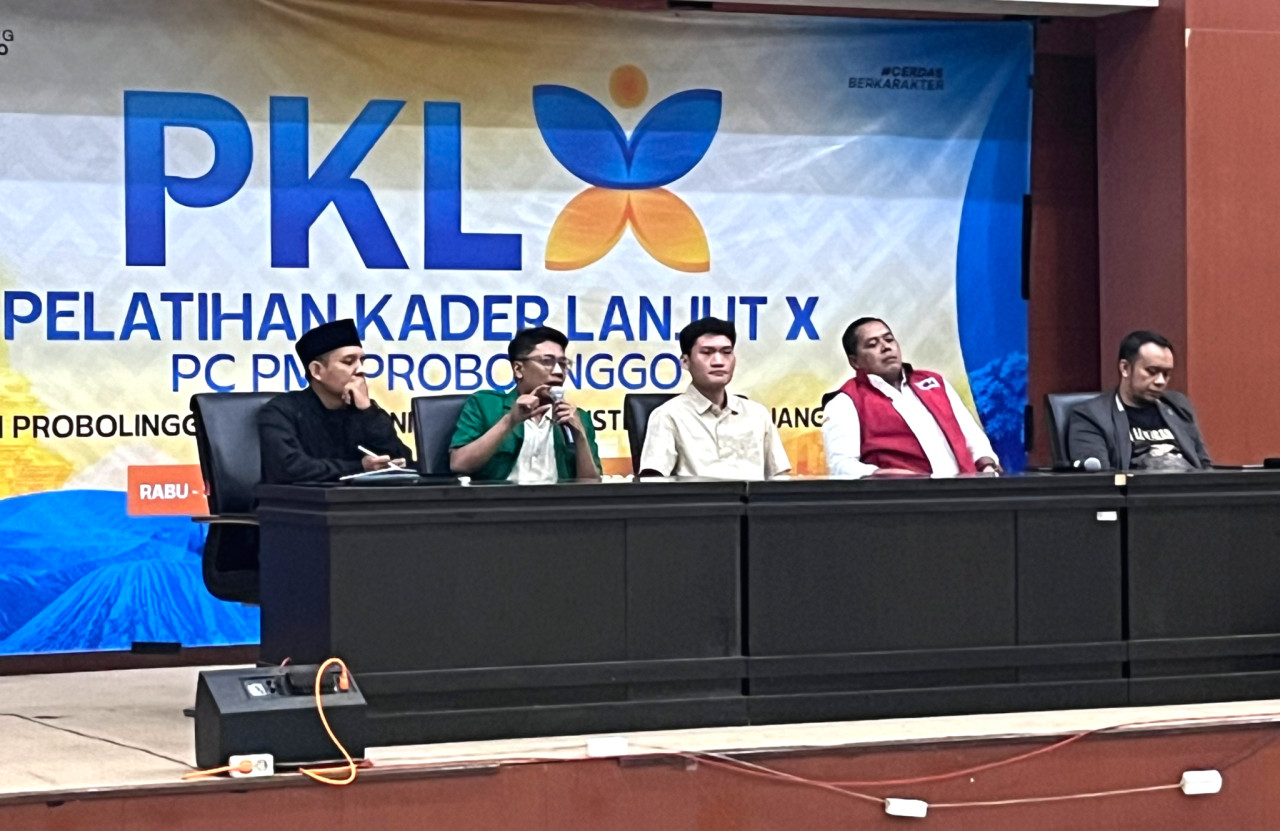 Dialog publik bertajuk Pancasila Menjaga Arah Indonesia di Gedung Graha Mina Samudera Probolinggo. (Foto: Ide Farid Nasution/ jatimnow.com)