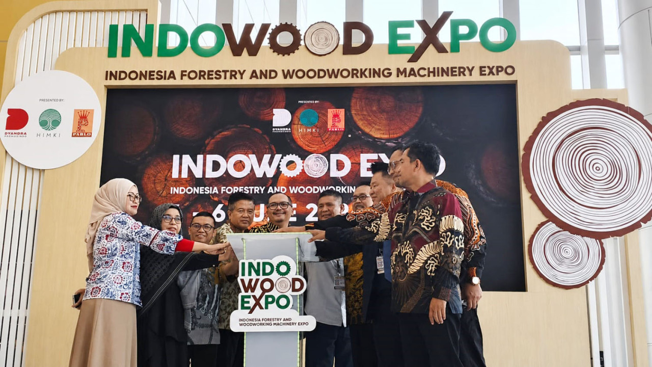 Indowood Expo 2026 Dibuka di Surabaya, Jatim Bidik Pasar Ekspor Global