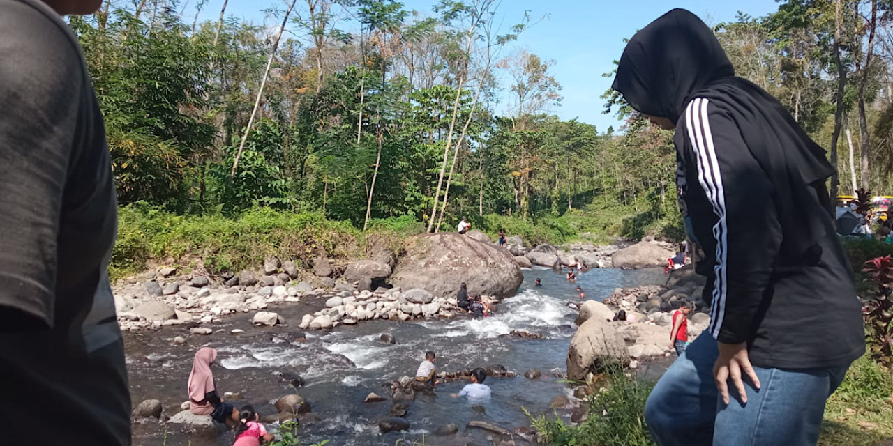Wisata Alam Kali Jompo Jadi Magnet Rekreasi Warga Jember di Musim Libur Sekolah