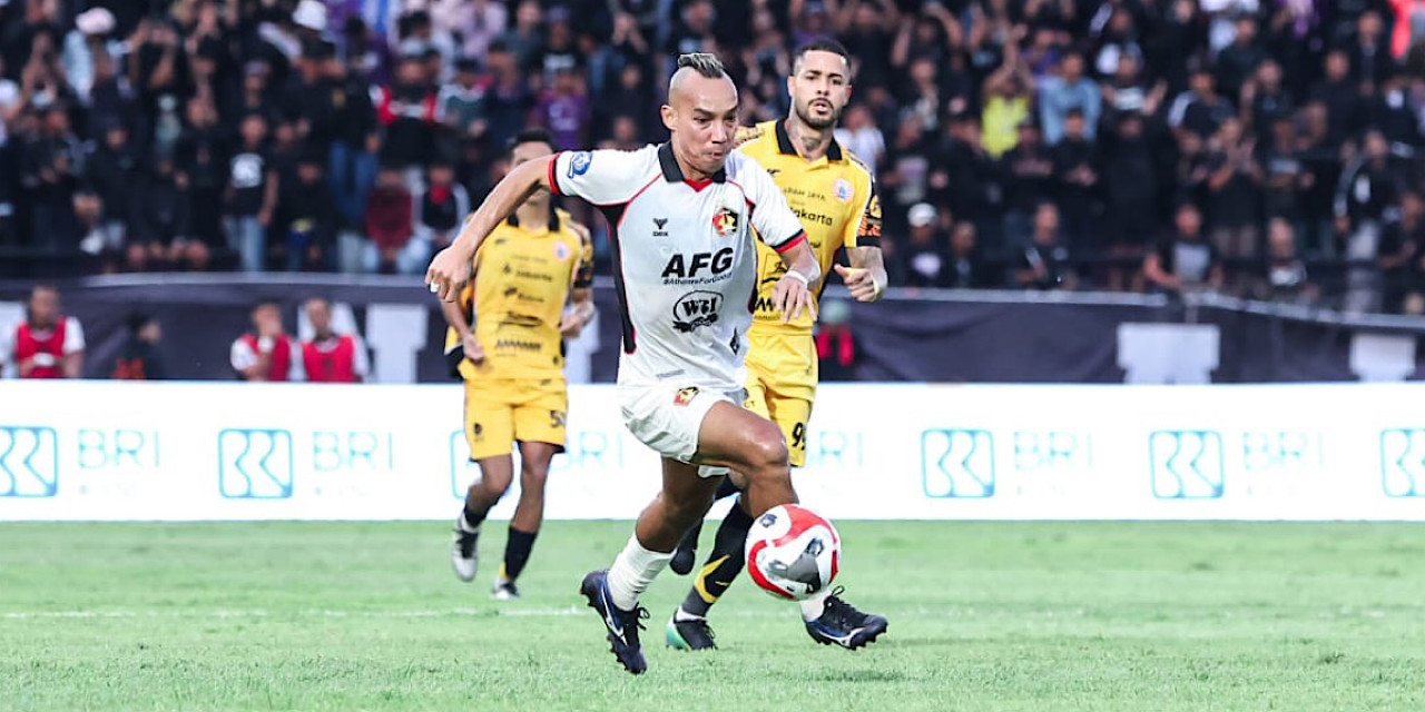 Novri Setiawan saat membela Persik Kediri. (Foto: Persik Kediri/jatimnow.com)